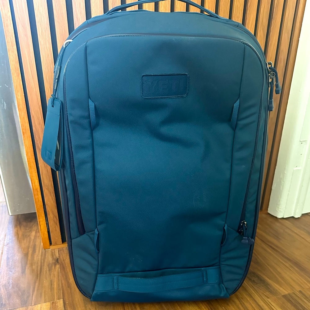 35L/22” Yeti Crossroads Suitcase Luggage